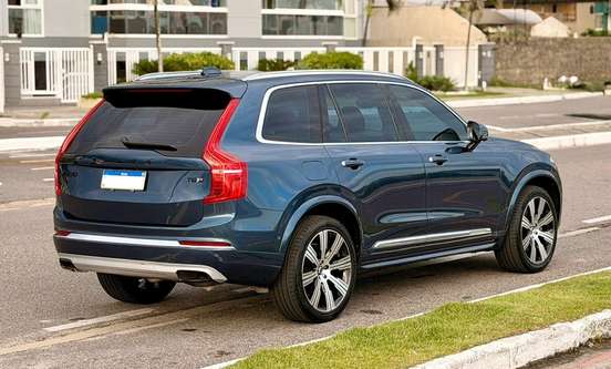 VOLVO-XC90-2019