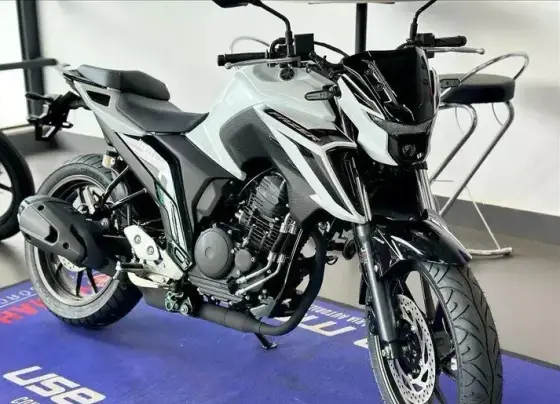 YAMAHA FZ25 FAZER CONNECTED ABS YAMAHA FZ25 FAZER CONNECTED ABS