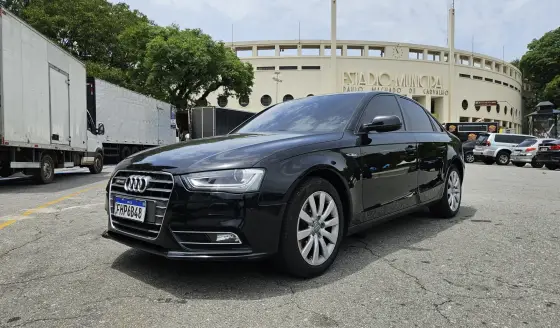 AUDI A4 2.0 TFSI ATTRACTION 180CV GASOLINA 4P MULTITRONIC