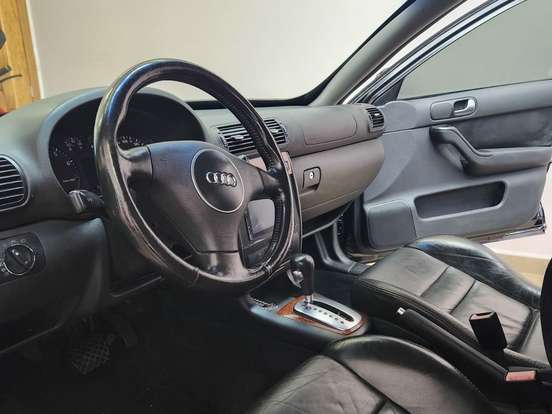 AUDI-A3-1.8 20V 150CV TURBO GASOLINA 4P AUTOMÁTICO AUDI-A3-2005