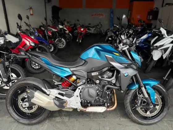 BMW F 900 R SPORT PLUS 