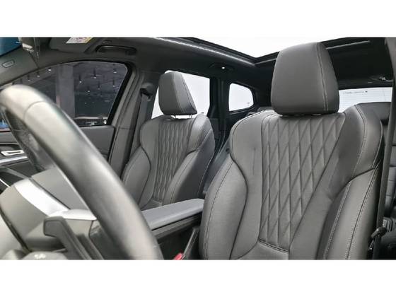 /en/city/cate-car-used-car/bmw-ix1-2024-electric-xdrive30-m-sport-41524891653113856/-12