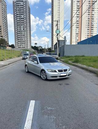 BMW 325i 2.5 SEDAN 24V GASOLINA 4P AUTOMÁTICO