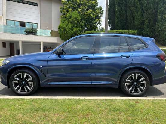 BMW-iX3-ELÉTRICO M SPORT BMW-iX3-2022