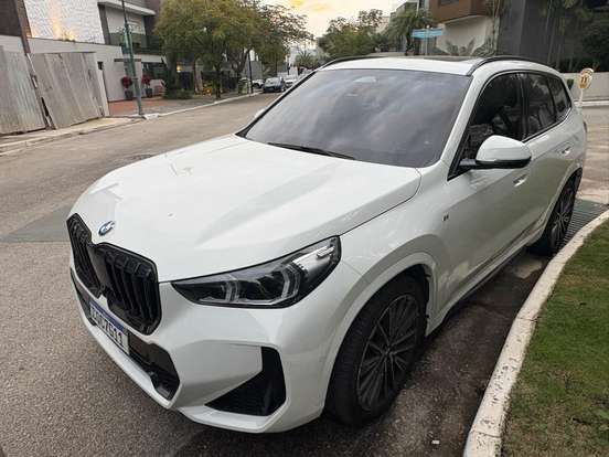 BMW-X1-2.0 16V TURBO GASOLINA SDRIVE20I M SPORT STEPTRONIC BMW-X1-2023