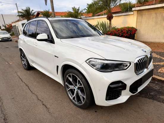 BMW-X5-3.0 I6 TURBO HÍBRIDO XDRIVE45E M SPORT AUTOMÁTICO BMW-X5-2022