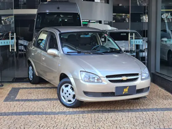 CHEVROLET CLASSIC 1.0 MPFI LS 8V FLEX 4P MANUAL CHEVROLET CLASSIC 1.0 MPFI LS 8V FLEX 4P MANUAL