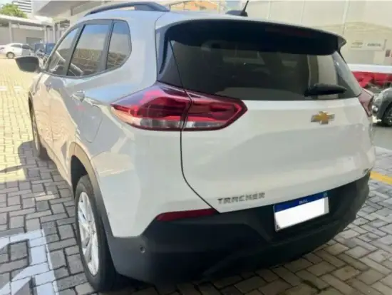 CHEVROLET-TRACKER-2021