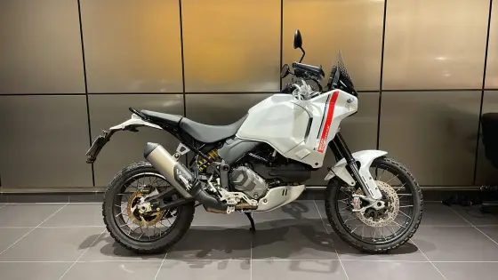DUCATI DESERT X DUCATI DESERT X