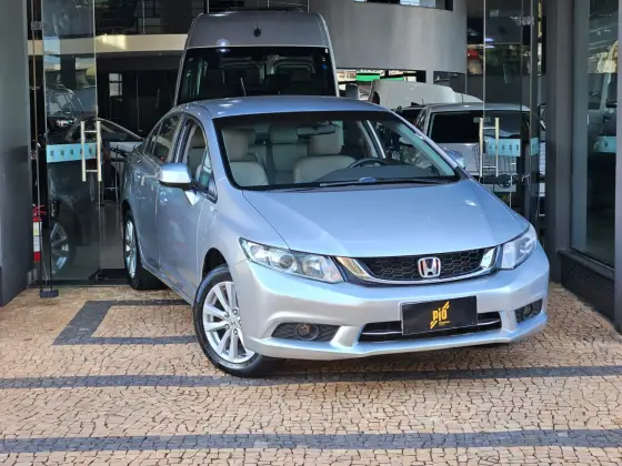 HONDA CIVIC 1.8 LXS 16V FLEX 4P AUTOMÁTICO