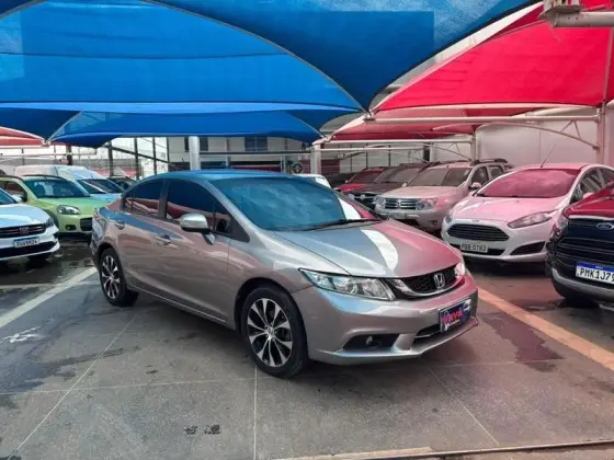 HONDA CIVIC 2.0 LXR 16V FLEX 4P AUTOMÁTICO HONDA CIVIC 2.0 LXR 16V FLEX 4P AUTOMÁTICO