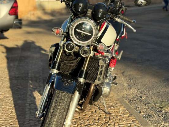 HONDA-CB 1300 F SUPER FOUR HONDA-CB 1300 F SUPER FOUR-2008
