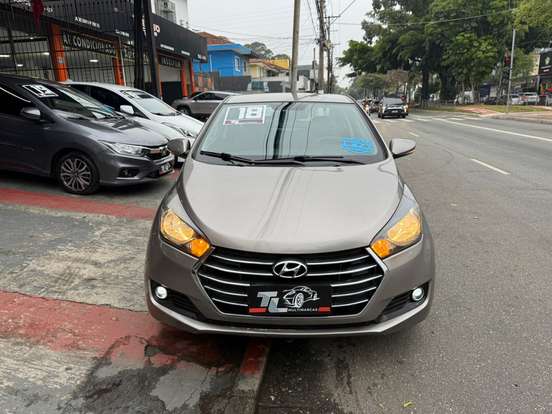 HYUNDAI-HB20S-2017