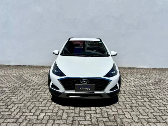 HYUNDAI HB20X 1.6 16V FLEX EVOLUTION AUTOMÁTICO HYUNDAI HB20X 1.6 16V FLEX EVOLUTION AUTOMÁTICO