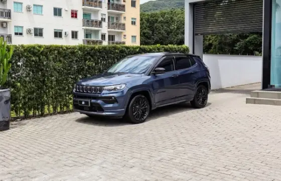 JEEP COMPASS 1.3 T270 TURBO HÍBRIDO S 4XE AT6