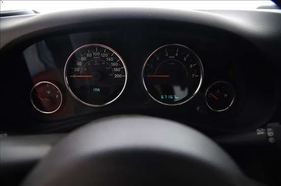 JEEP-WRANGLER-2015