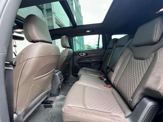 JEEP-COMMANDER-1.3 T270 TURBO FLEX OVERLAND AT6 JEEP-COMMANDER-2025