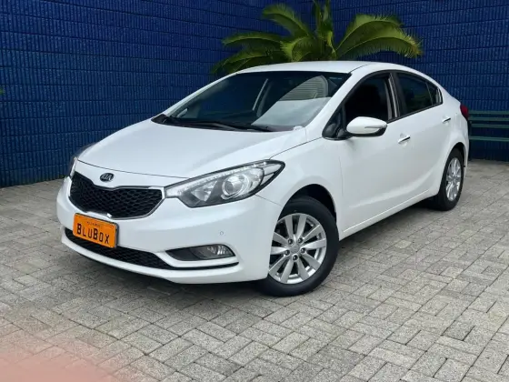 KIA CERATO 1.6 SX 16V FLEX 4P AUTOMÁTICO