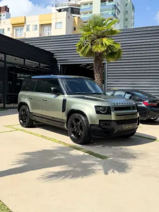 LAND ROVER DEFENDER 2.0 P300 GASOLINA 110 SE AWD AUTOMÁTICO LAND ROVER DEFENDER 2.0 P300 GASOLINA 110 SE AWD AUTOMÁTICO