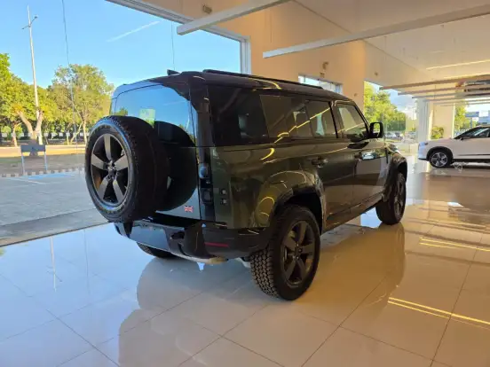 LAND ROVER-DEFENDER-2025