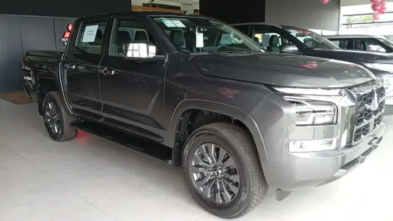 MITSUBISHI TRITON 2.4 BITURBO DIESEL CD HPE 4X4 AUTOMÁTICO MITSUBISHI TRITON 2.4 BITURBO DIESEL CD HPE 4X4 AUTOMÁTICO