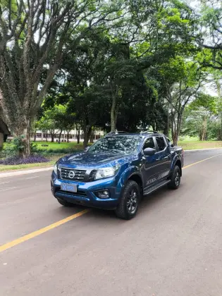 NISSAN FRONTIER 2.3 16V TURBO DIESEL ATTACK CD 4X4 AUTOMÁTICO NISSAN FRONTIER 2.3 16V TURBO DIESEL ATTACK CD 4X4 AUTOMÁTICO