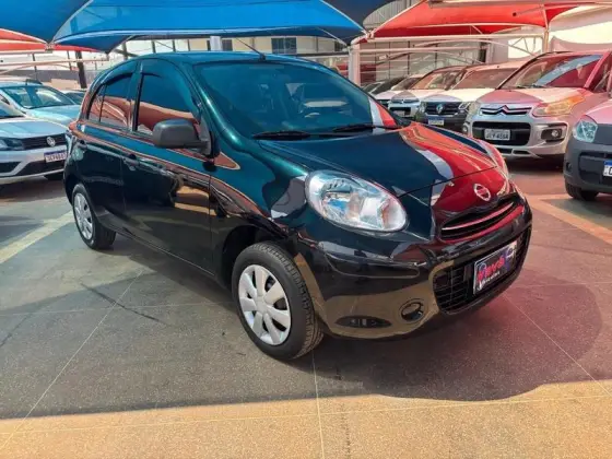 NISSAN MARCH 1.0 16V FLEX 4P MANUAL NISSAN MARCH 1.0 16V FLEX 4P MANUAL