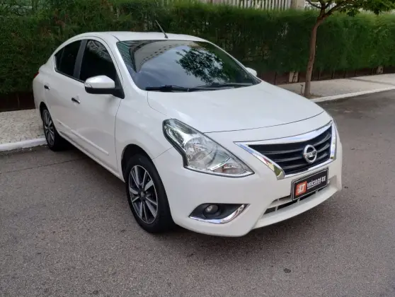 NISSAN VERSA 1.6 16V FLEXSTART SL 4P XTRONIC NISSAN VERSA 1.6 16V FLEXSTART SL 4P XTRONIC