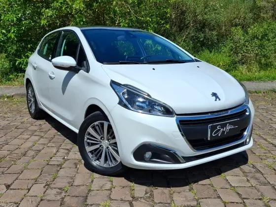 PEUGEOT 208 1.6 GRIFFE 16V FLEX 4P AUTOMÁTICO