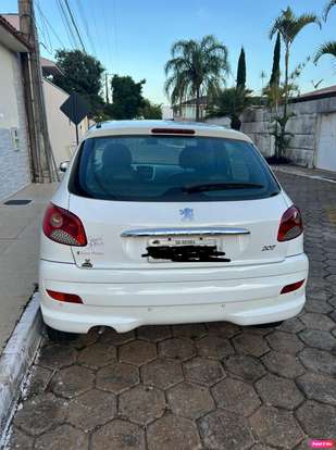 PEUGEOT-207-1.4 XR 8V FLEX 4P MANUAL PEUGEOT-207-2013