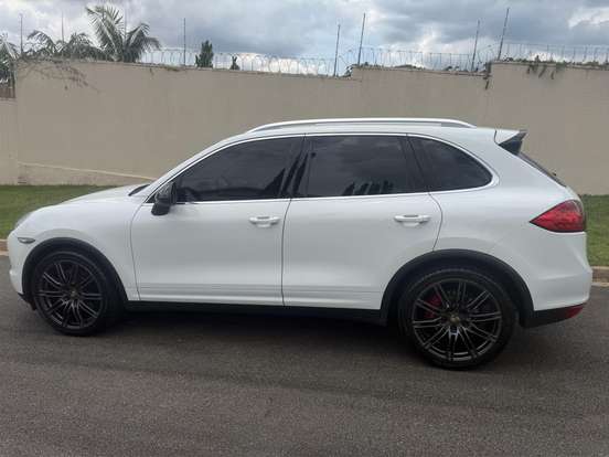PORSCHE-CAYENNE-4.8 S 4X4 V8 32V TURBO GASOLINA 4P TIPTRONIC PORSCHE-CAYENNE-2012