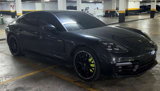 PORSCHE-PANAMERA-2020