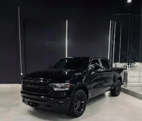 RAM 1500 3.0 HURRICANE 6 BITURBO GASOLINA LARAMIE NIGHT EDITION CD 4X4 AUTOMÁTICO
