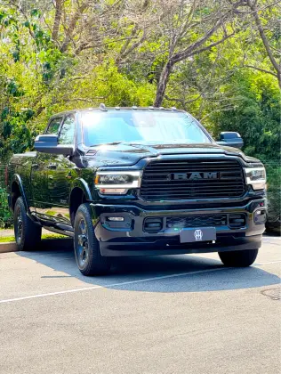 RAM 3500 6.7 I6 TURBO DIESEL LARAMIE CD 4X4 AUTOMÁTICO