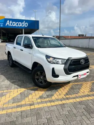 TOYOTA HILUX 2.8 D-4D TURBO DIESEL CD POWER PACK 4X4 MANUAL