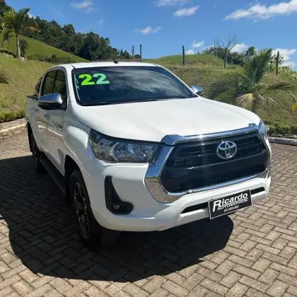 TOYOTA HILUX 2.8 D-4D TURBO DIESEL CD SRV 4X4 AUTOMÁTICO