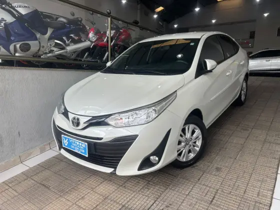 TOYOTA YARIS 1.5 16V FLEX SEDAN XL PLUS TECH MULTIDRIVE