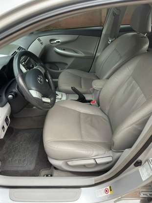 TOYOTA-COROLLA-2013