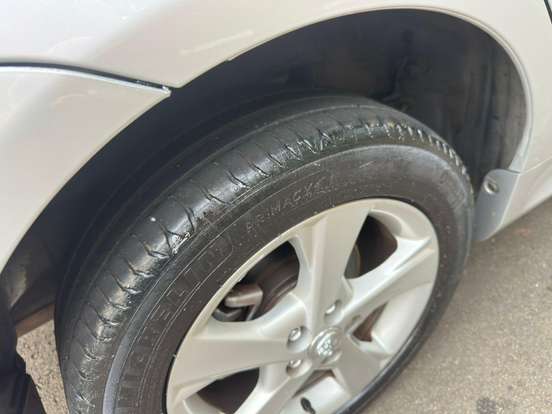 TOYOTA-COROLLA-2013