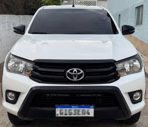 TOYOTA HILUX 2.8 SR CHALLENGE 4X4 CD 16V DIESEL 4P AUTOMÁTICO