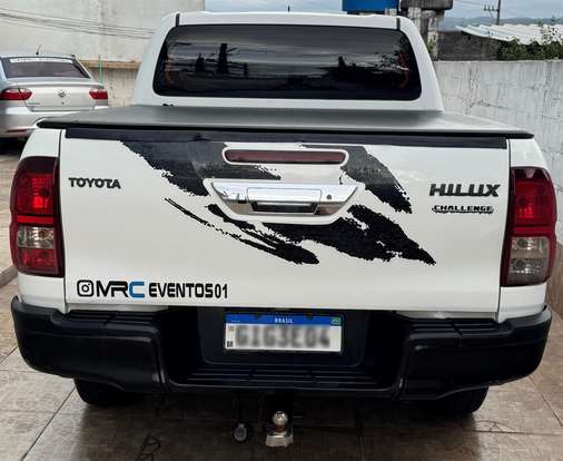 TOYOTA-HILUX-2.8 SR CHALLENGE 4X4 CD 16V DIESEL 4P AUTOMÁTICO TOYOTA-HILUX-2017