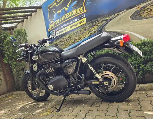 TRIUMPH-BONNEVILLE T100 BLACK 900-2020