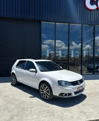 VOLKSWAGEN GOLF 1.6 MI SPORTLINE LIMITED EDITION 8V FLEX 4P MANUAL VOLKSWAGEN GOLF 1.6 MI SPORTLINE LIMITED EDITION 8V FLEX 4P MANUAL