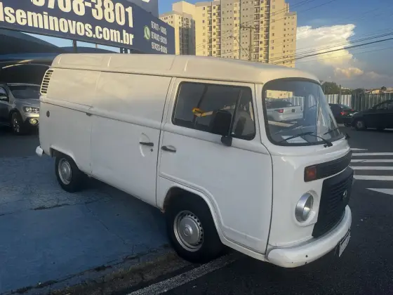 VOLKSWAGEN KOMBI 1.4 MI FURGÃO 8V FLEX 3P MANUAL