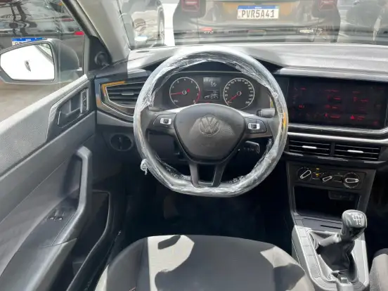 VOLKSWAGEN-POLO-2024