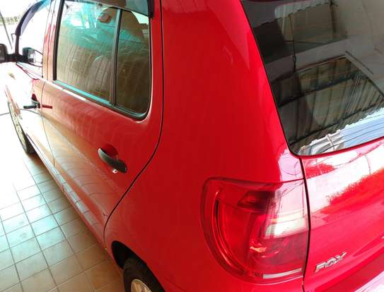 VOLKSWAGEN-FOX-2013