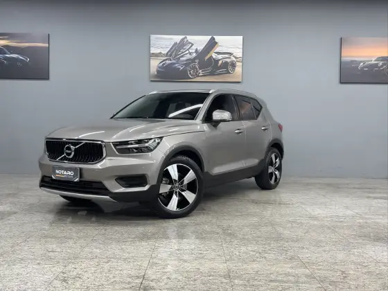 VOLVO XC40 2.0 T4 GASOLINA MOMENTUM GEARTRONIC
