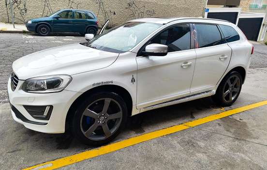 VOLVO-XC60-2013