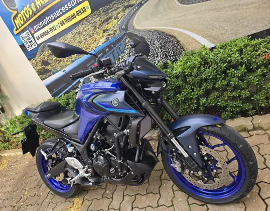 YAMAHA MT-03 ABS YAMAHA MT-03 ABS