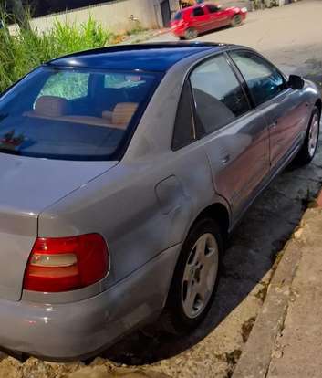 AUDI-A4-1998